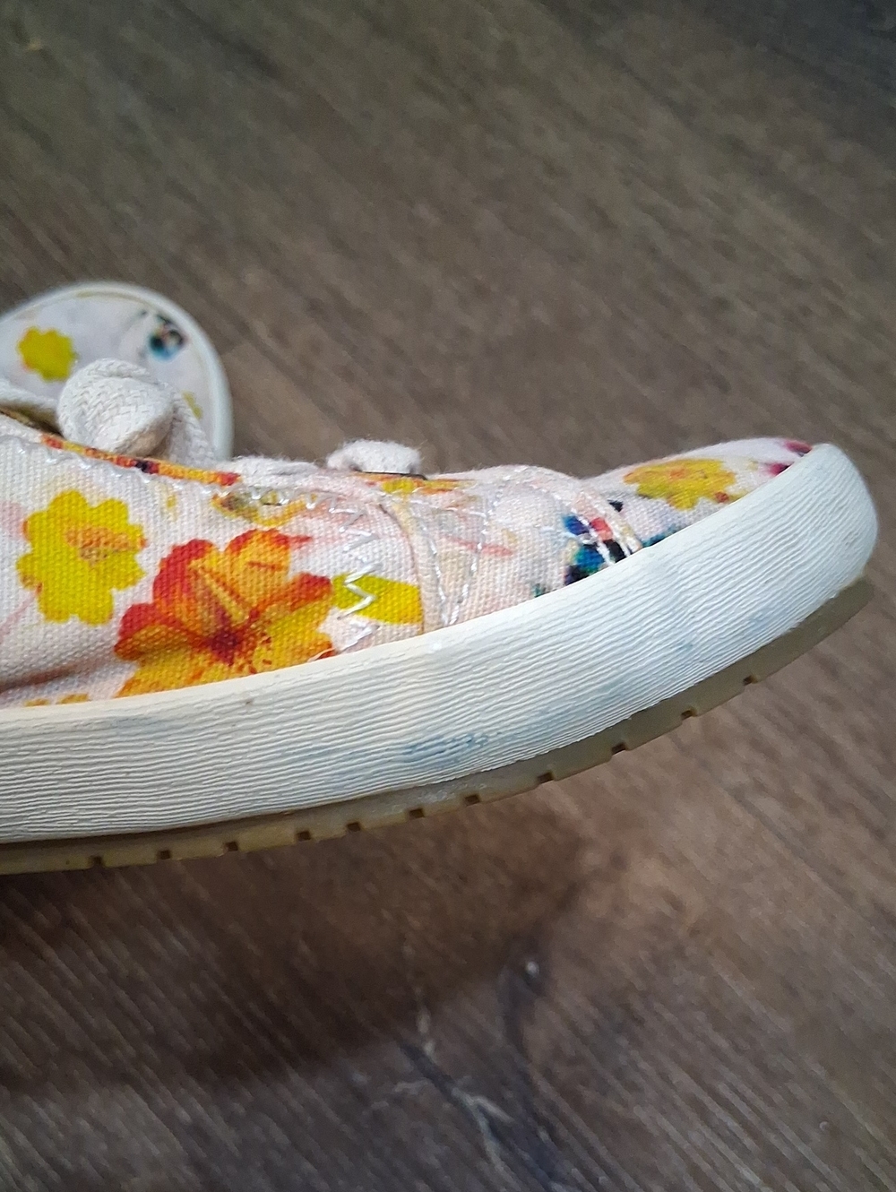 Taos Footwear Star Floral Multicolor Size 6 - Picture 8 of 9